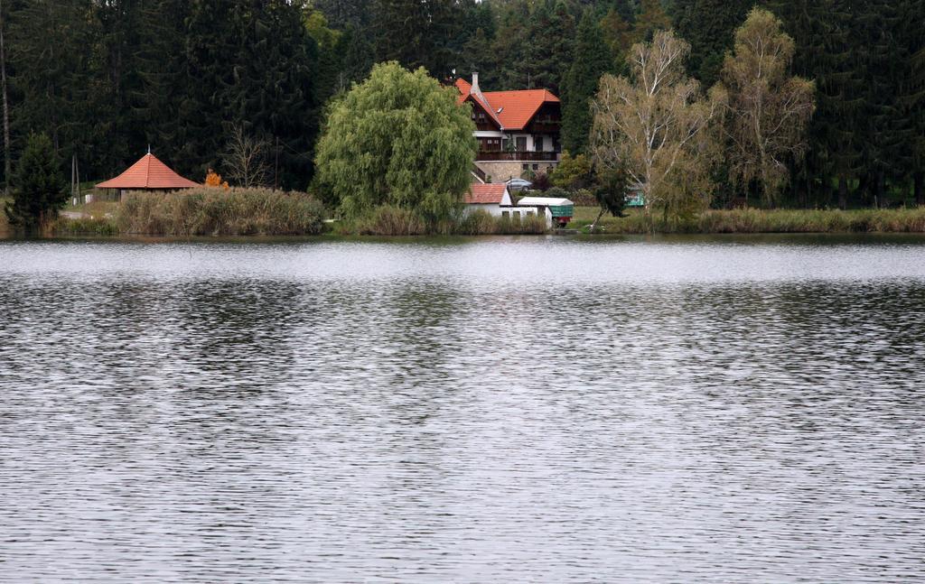 Agneslaki Okoturisztikai Centrum Es Vadaszhaz Nagykanizsa Luaran gambar
